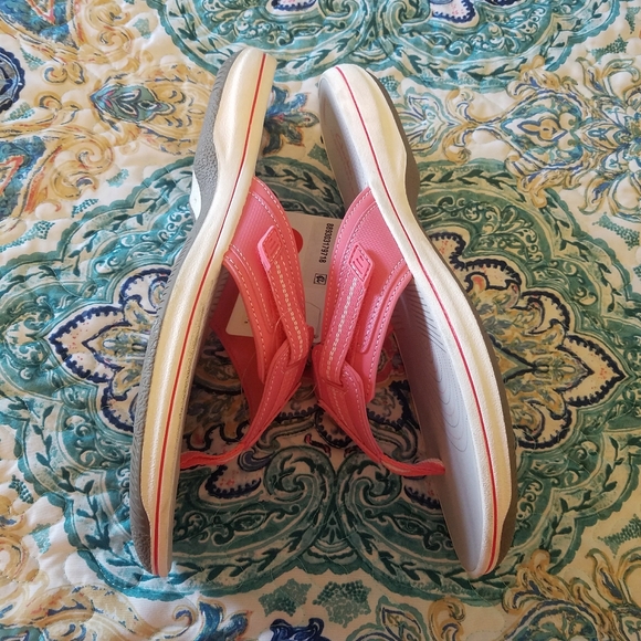 NWT Clark's Cloudsteppers Sandals - Picture 2 of 5